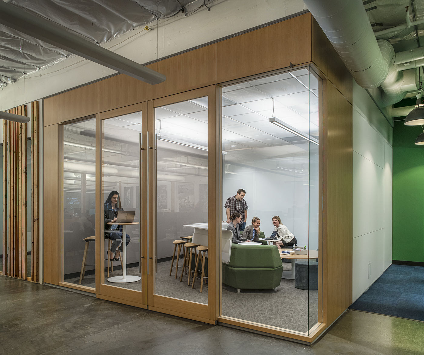 Collaborative space fortis-construction-portland-office-4