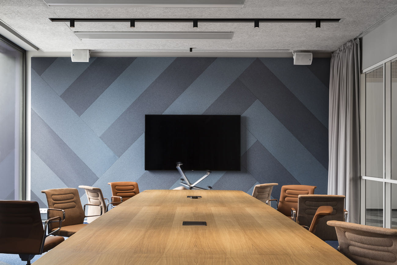 Conference room feg-prague-office-22