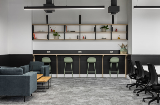 Inside Knotel’s Modern New London Office