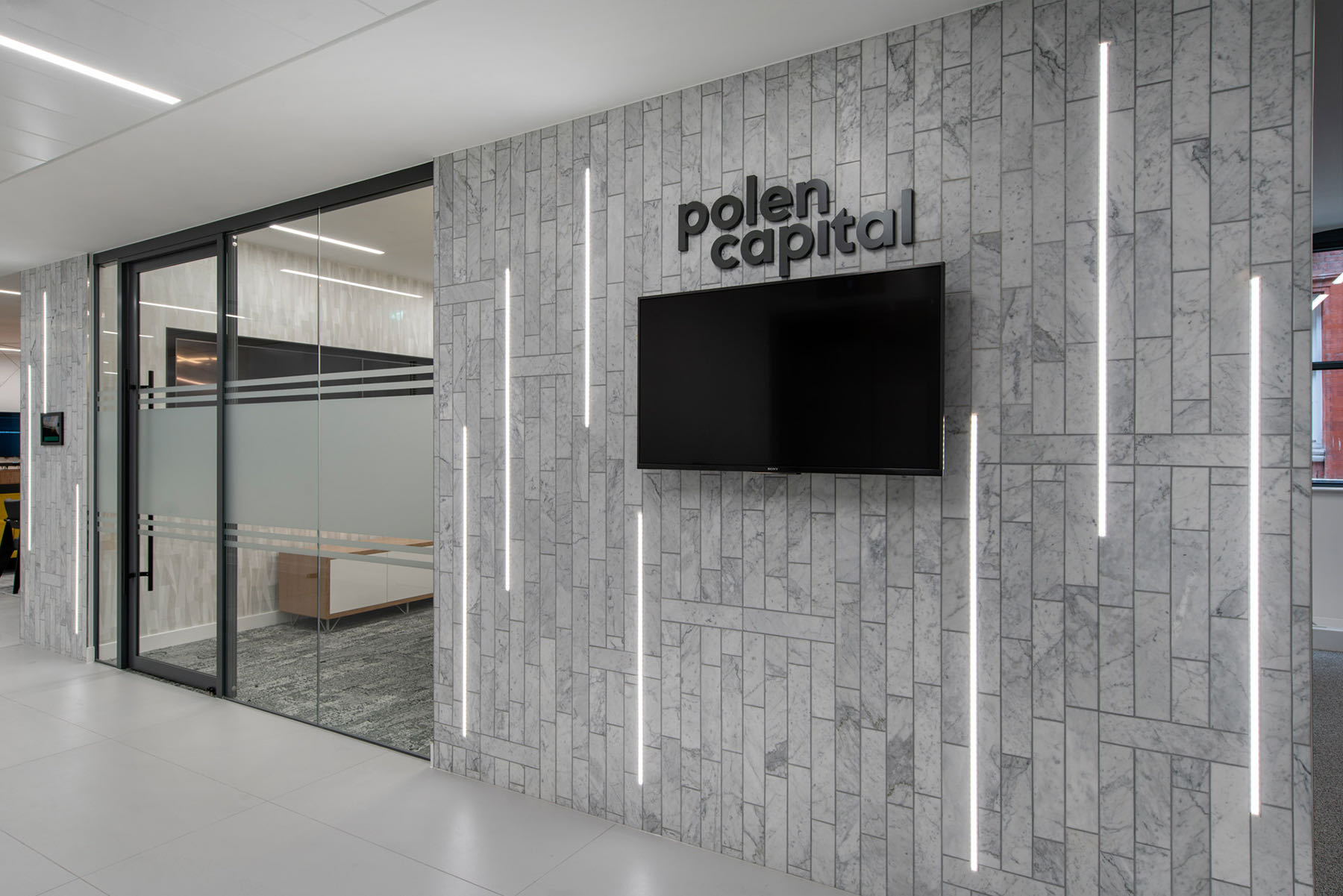 A Peek Inside Polen Capital’s New London Office - Officelovin'