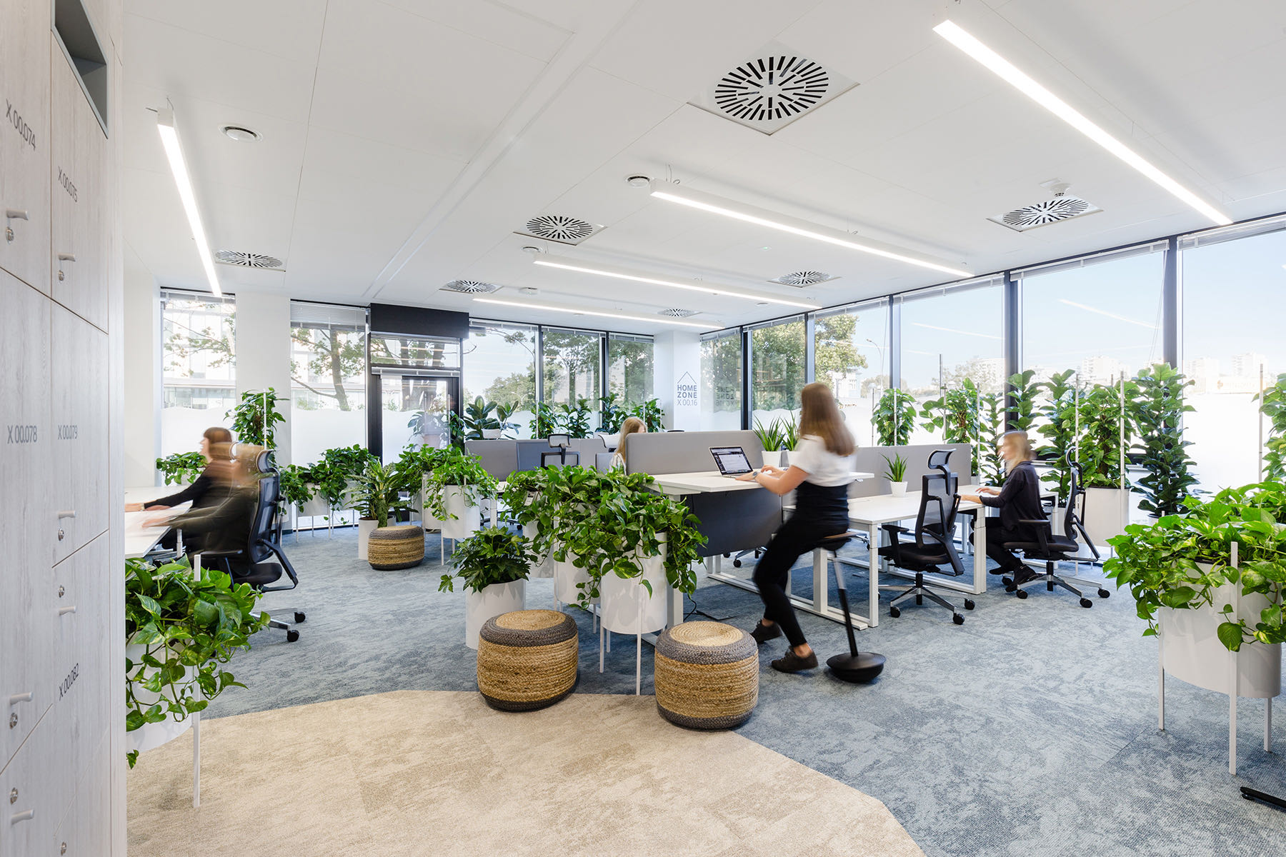 A Look Inside Nordea's Biophilic Office in Gdynia - Officelovin'