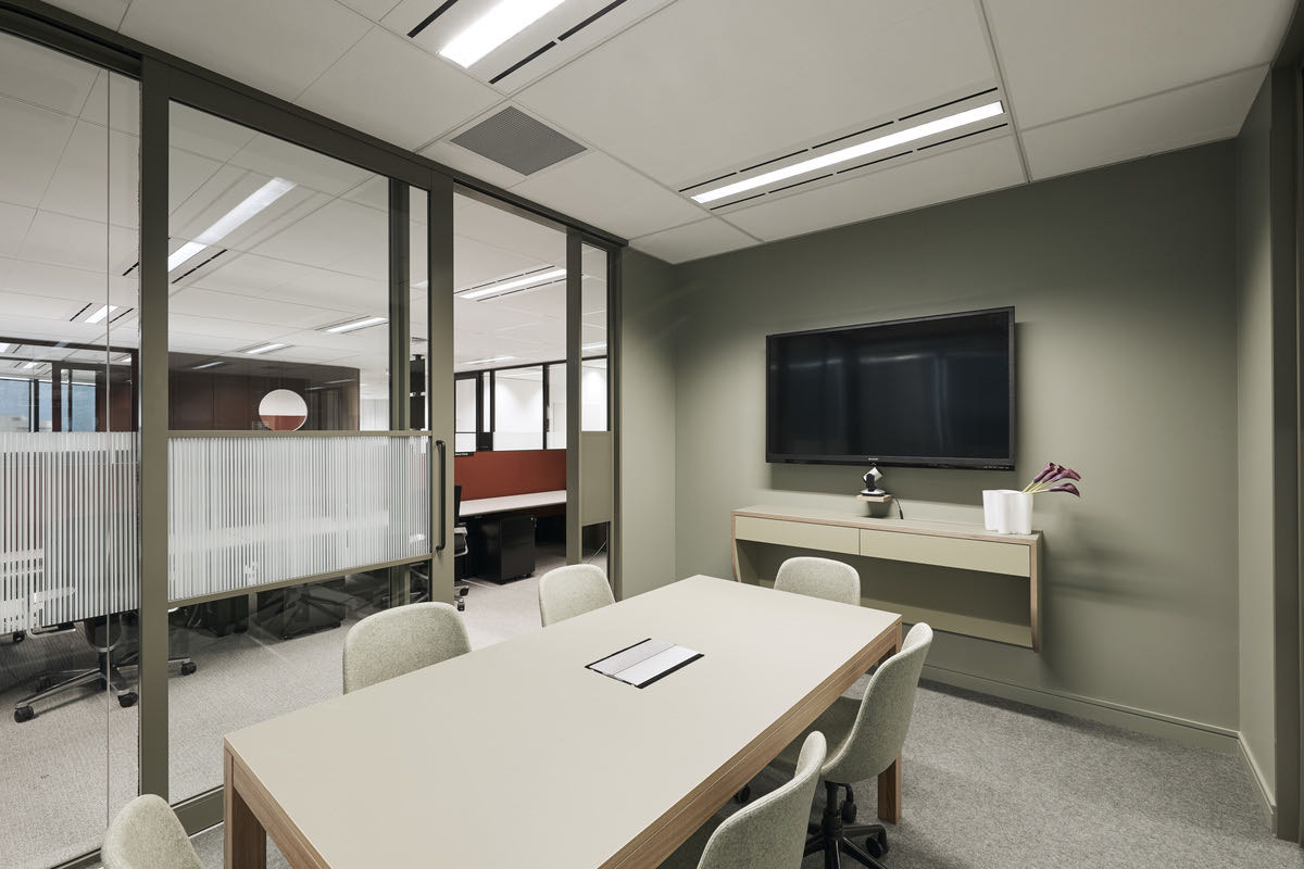 Meeting room yancoal-sydney-office-12