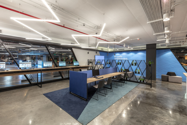 A Look Inside Kavak’s New Buenos Aires Office / Hub