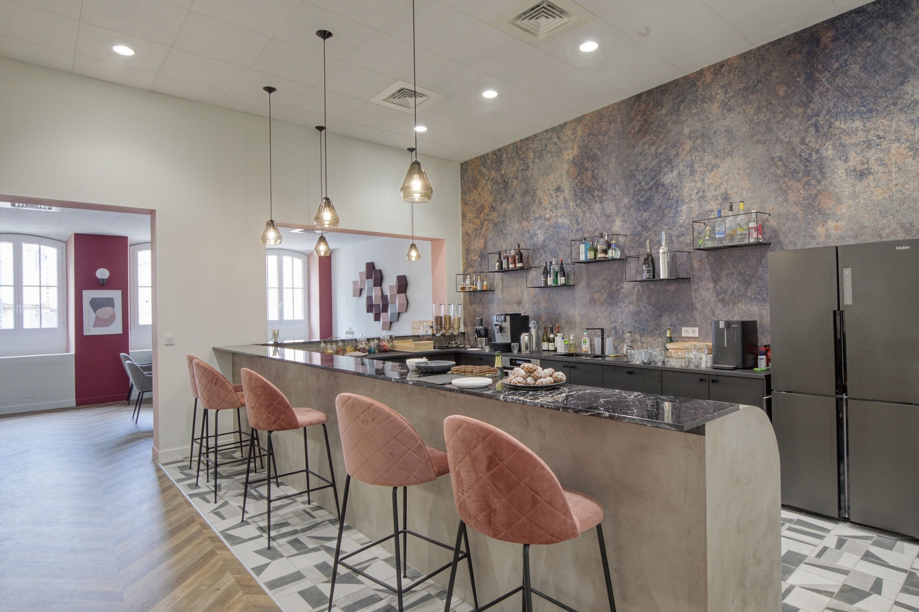 Café / Kitchen luni-office-bordeaux-2