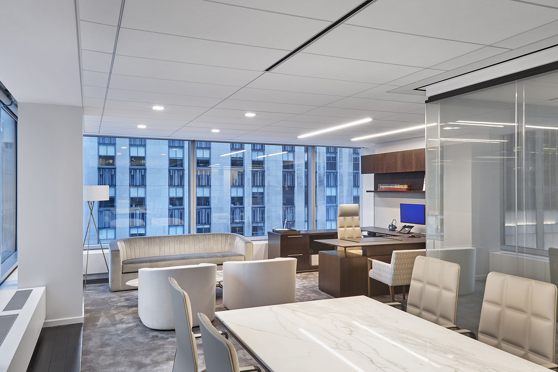 A Look Inside Mizuho Bank's New NYC Office - Officelovin