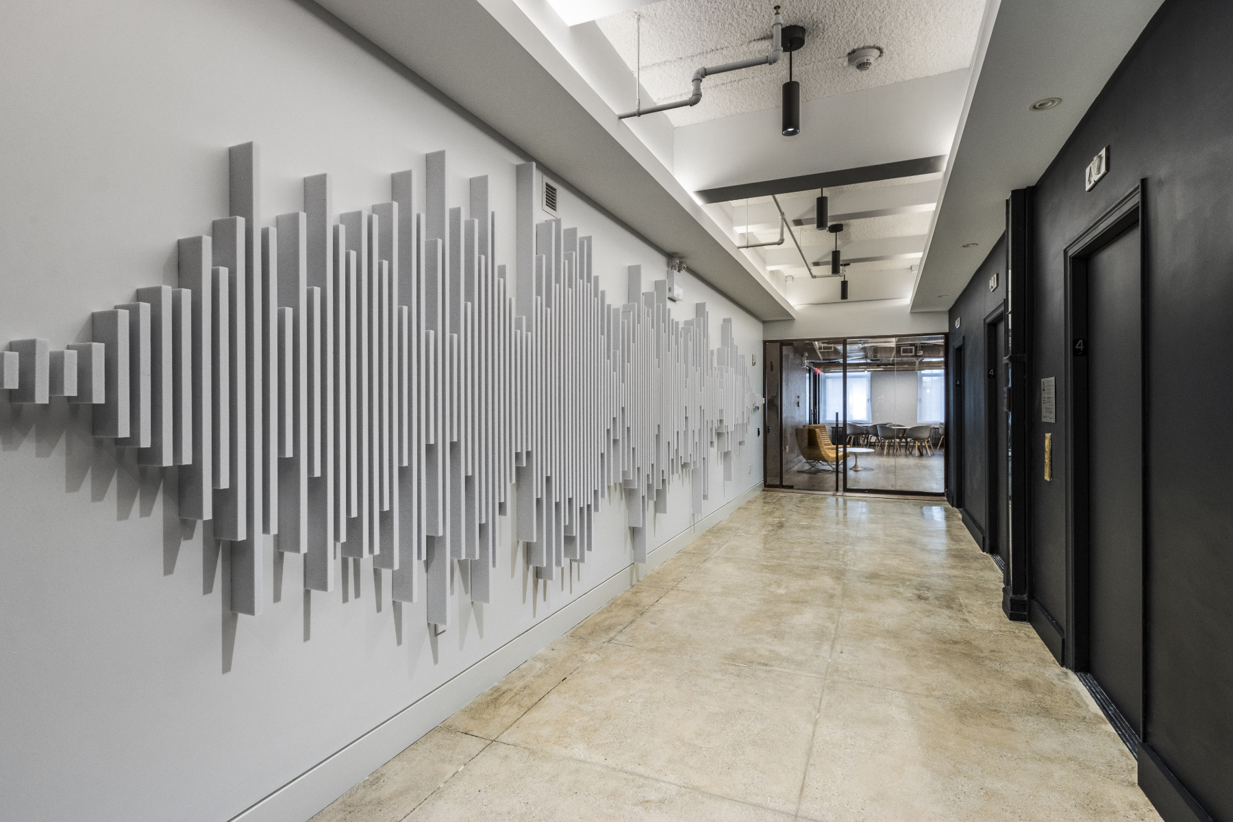 Corridor cerami-nyc-office-3