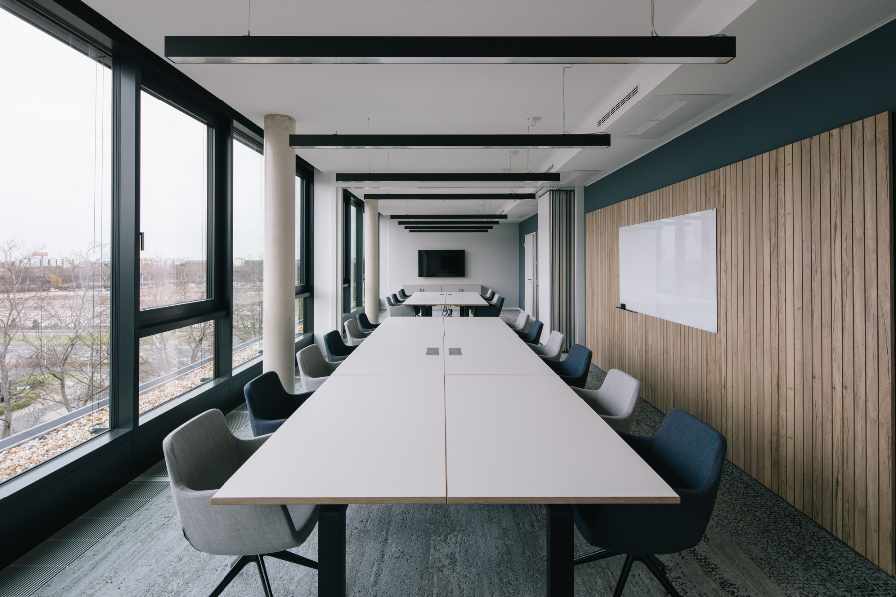 Meeting room surplex-office-3