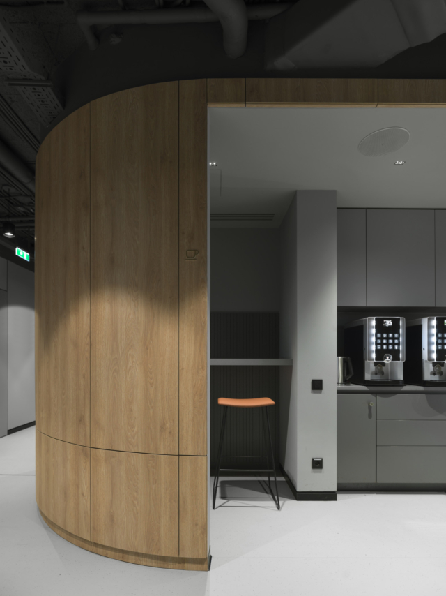 A Look Inside Simple’s New Moscow Office