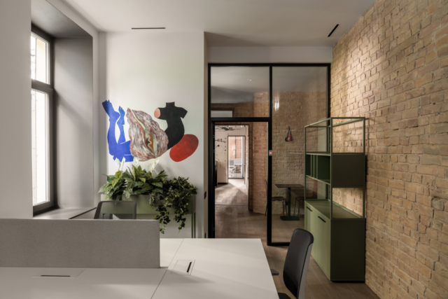 Inside Private Investment Company Offices in Kyiv