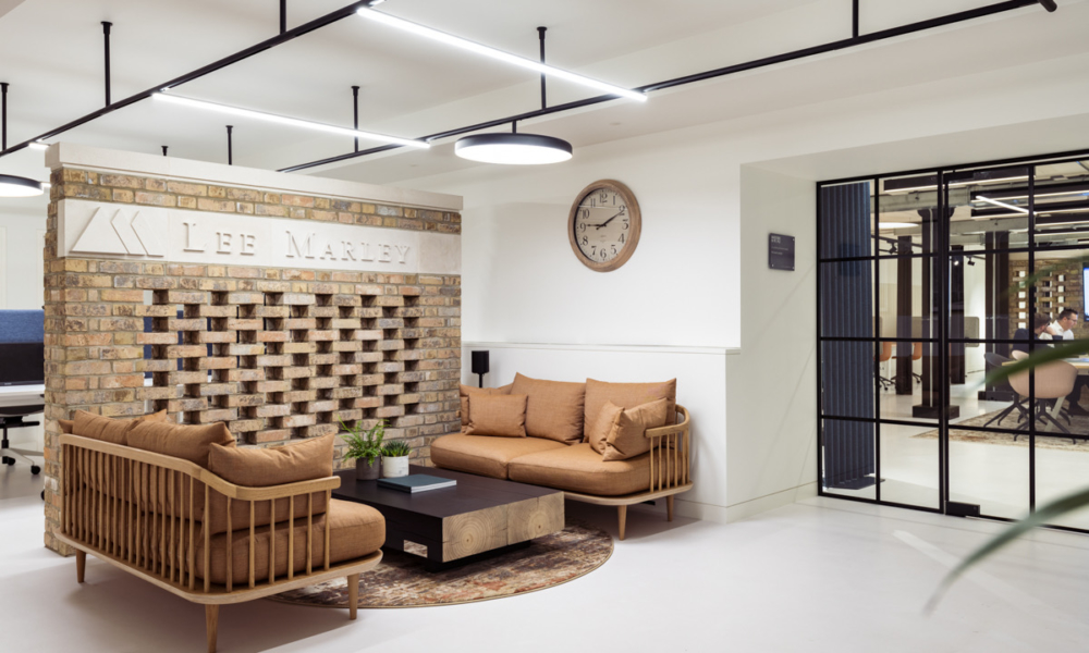 Dthree Studio - Officelovin'