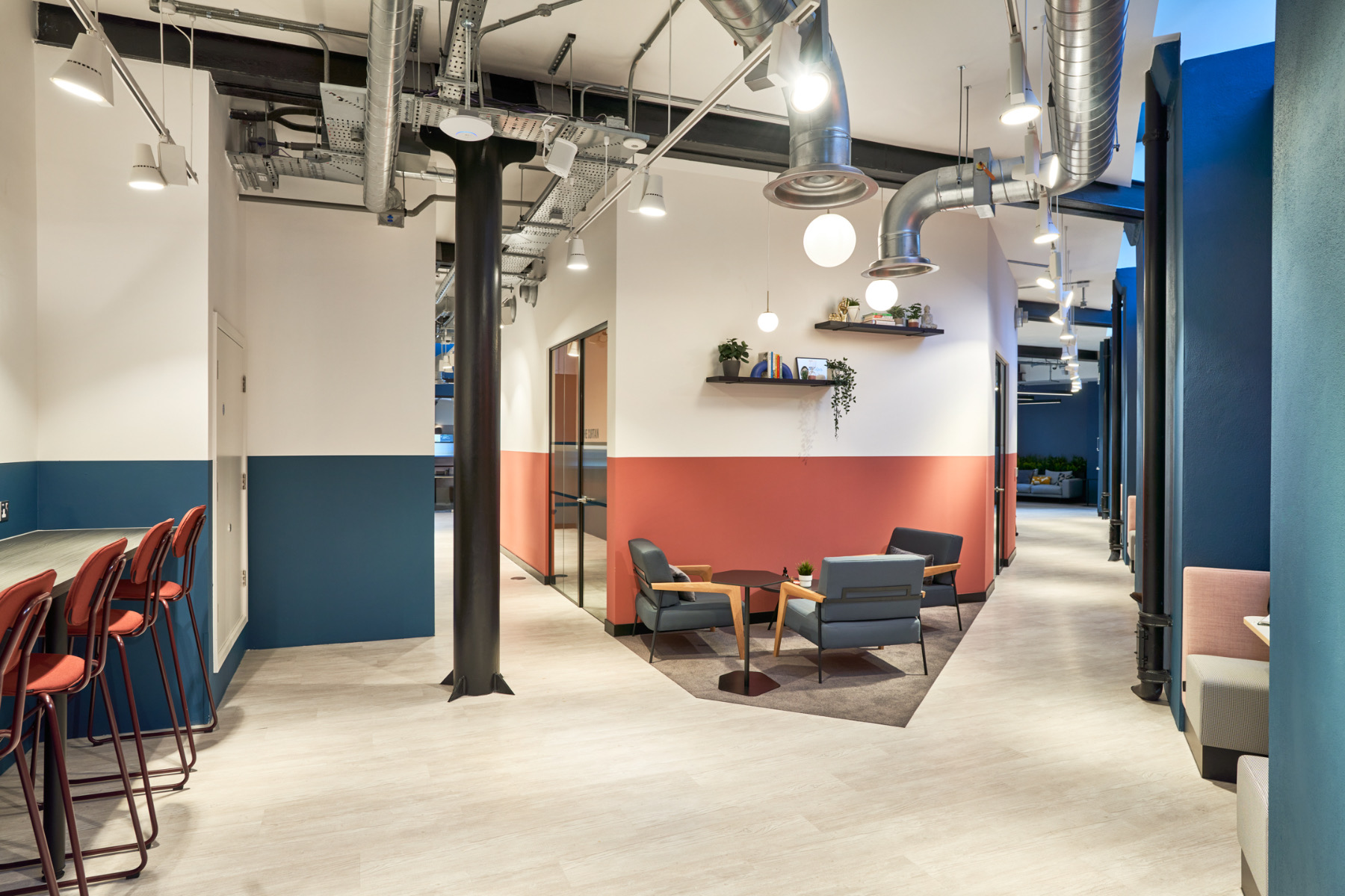 A Tour of OpenTable's New Beautiful London Office - Officelovin