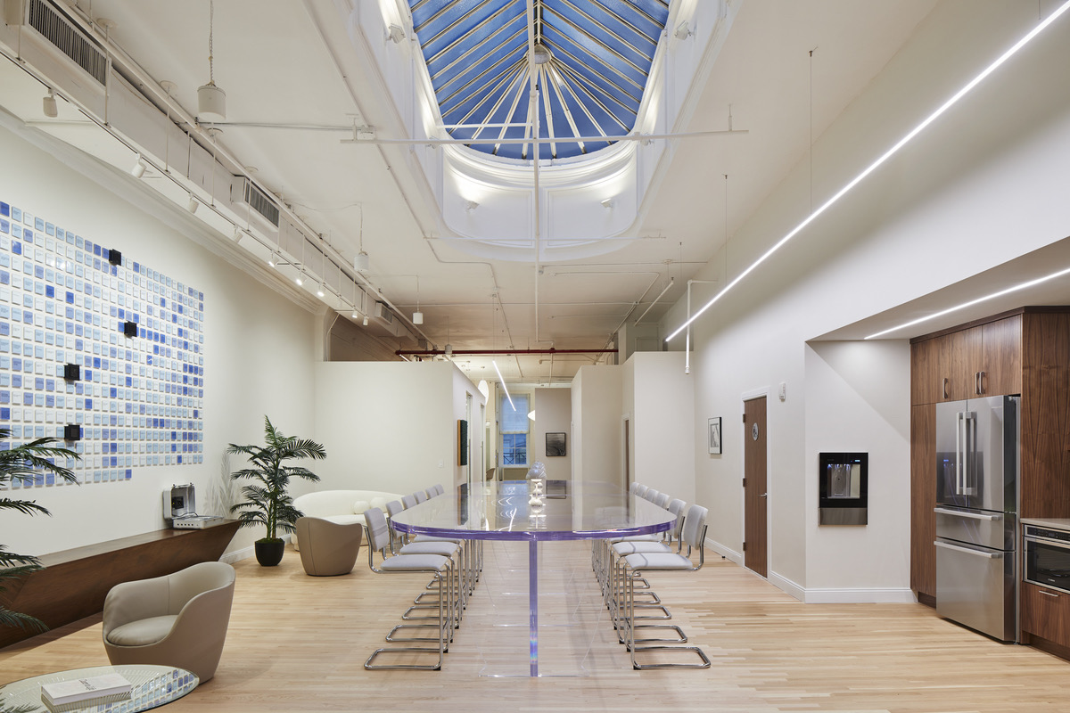 A Look Inside Mizuho Bank's New NYC Office - Officelovin