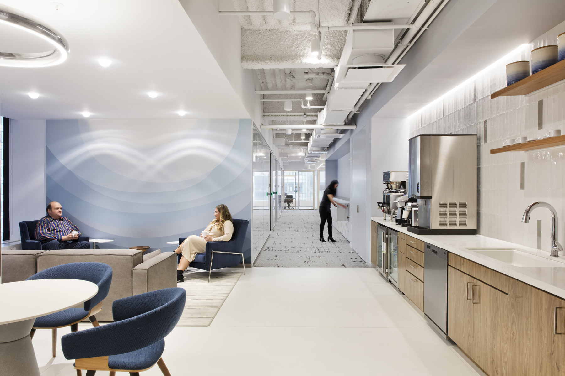 colliers-nyc-office-12