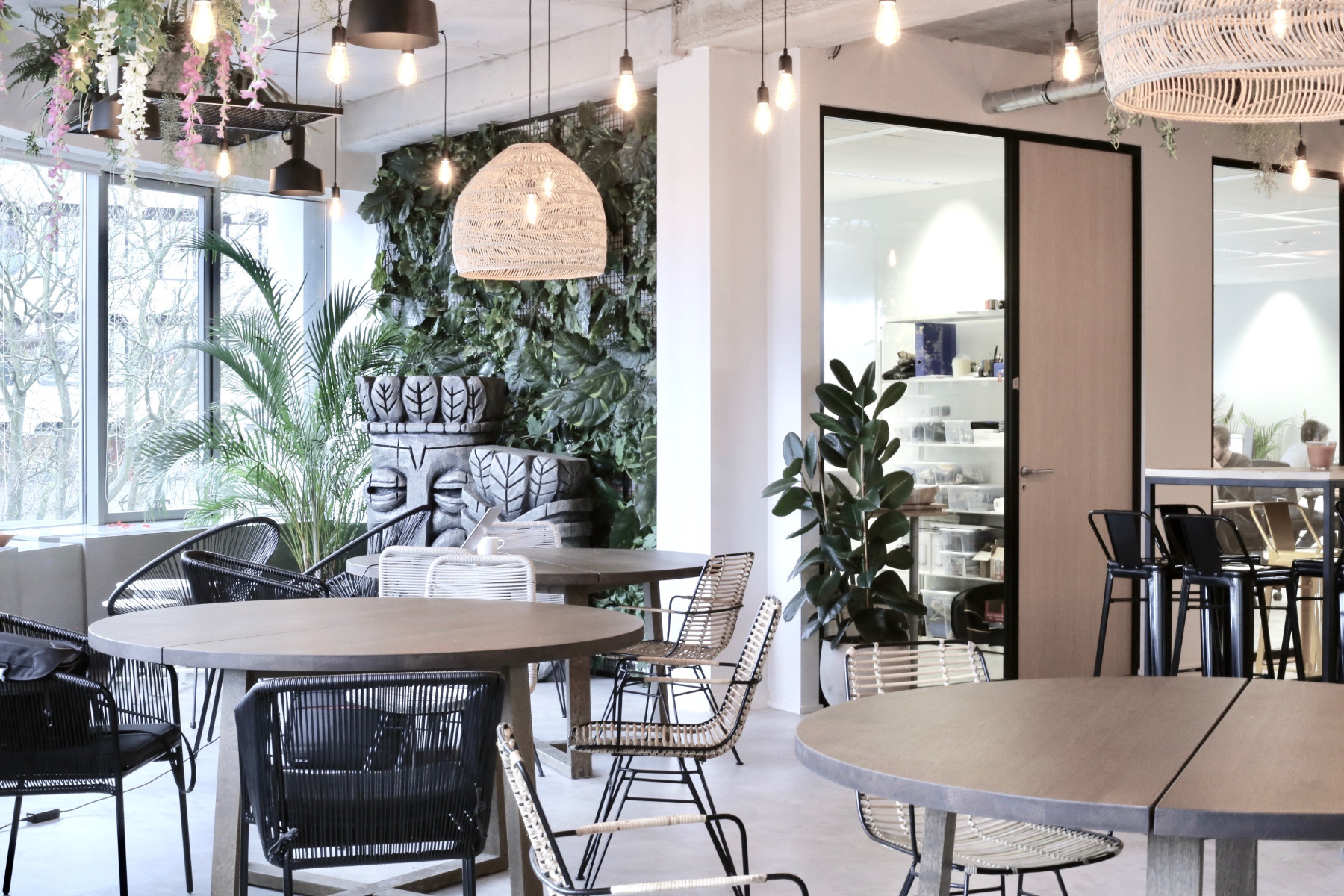 A Look Inside Hive5’s New Brussels Coworking Space