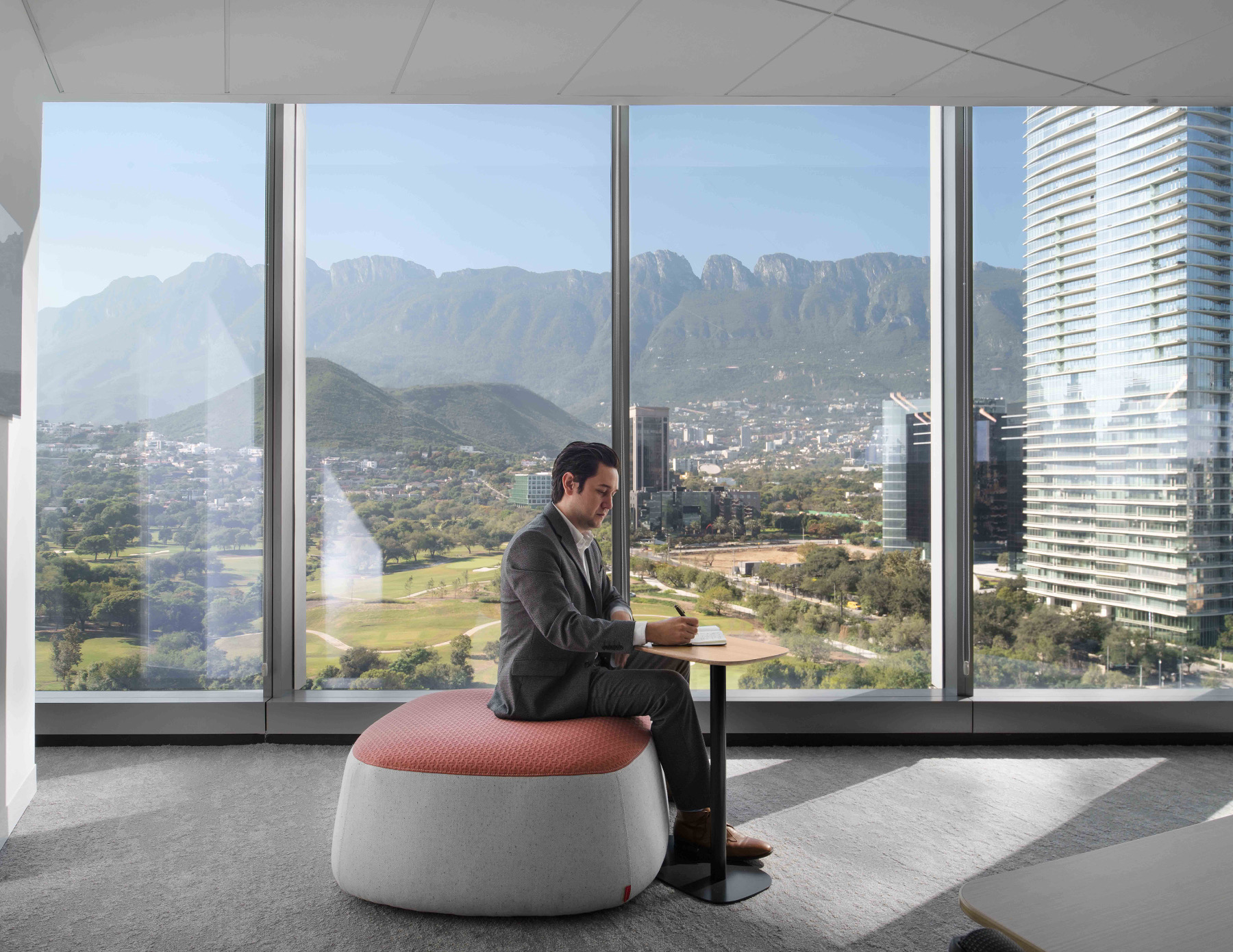 perkins-and-will-monterrey-office-9