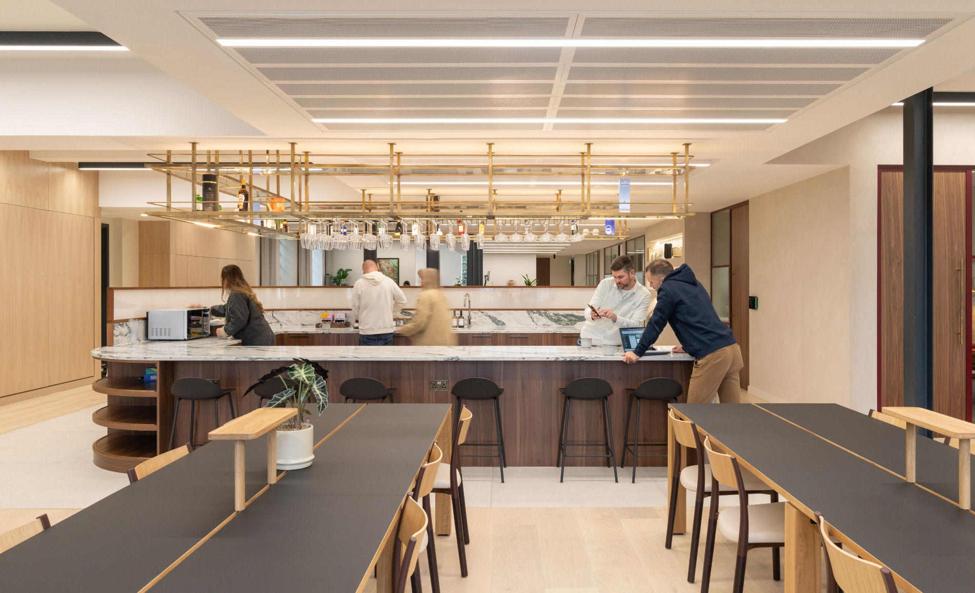 Kitchen / Communal space oktra-south-6