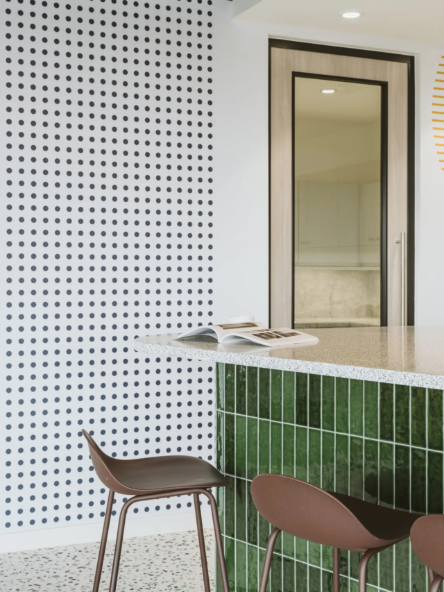 A Look Inside Crowe’s New Reading Office