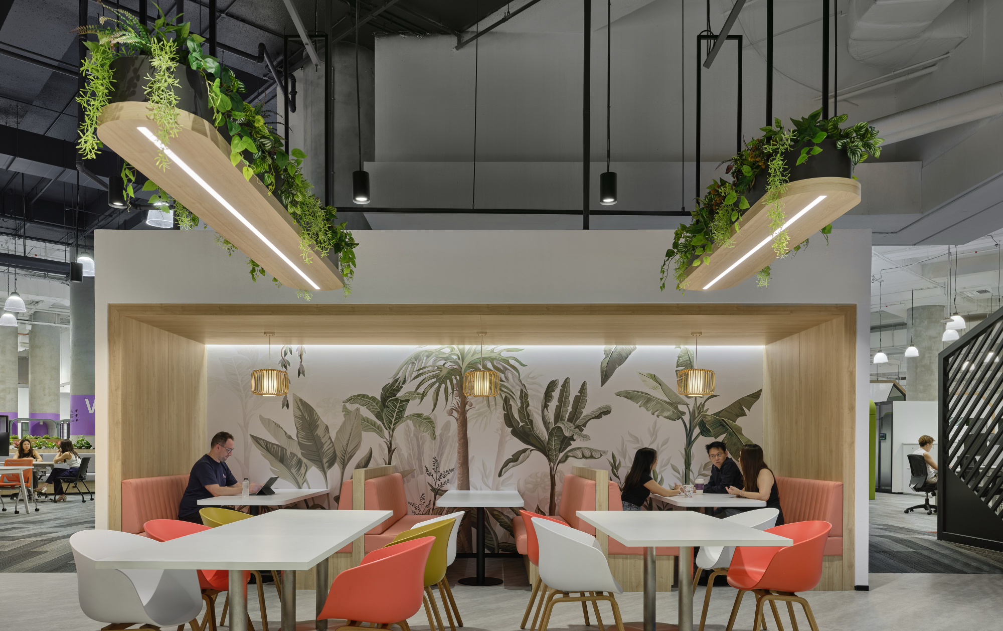 Collaborative space singtel-singapore-office-3