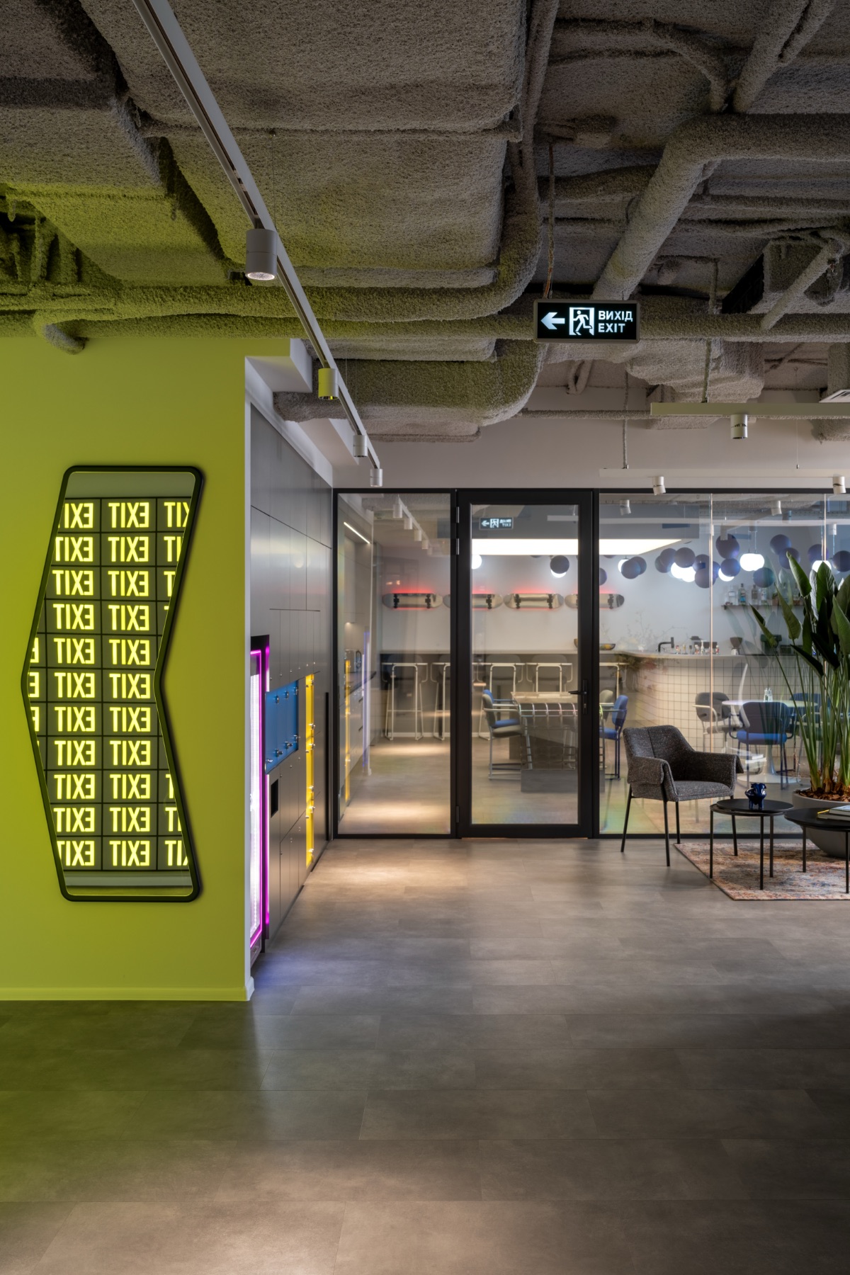 Corridor private-office-kyiv-o-6