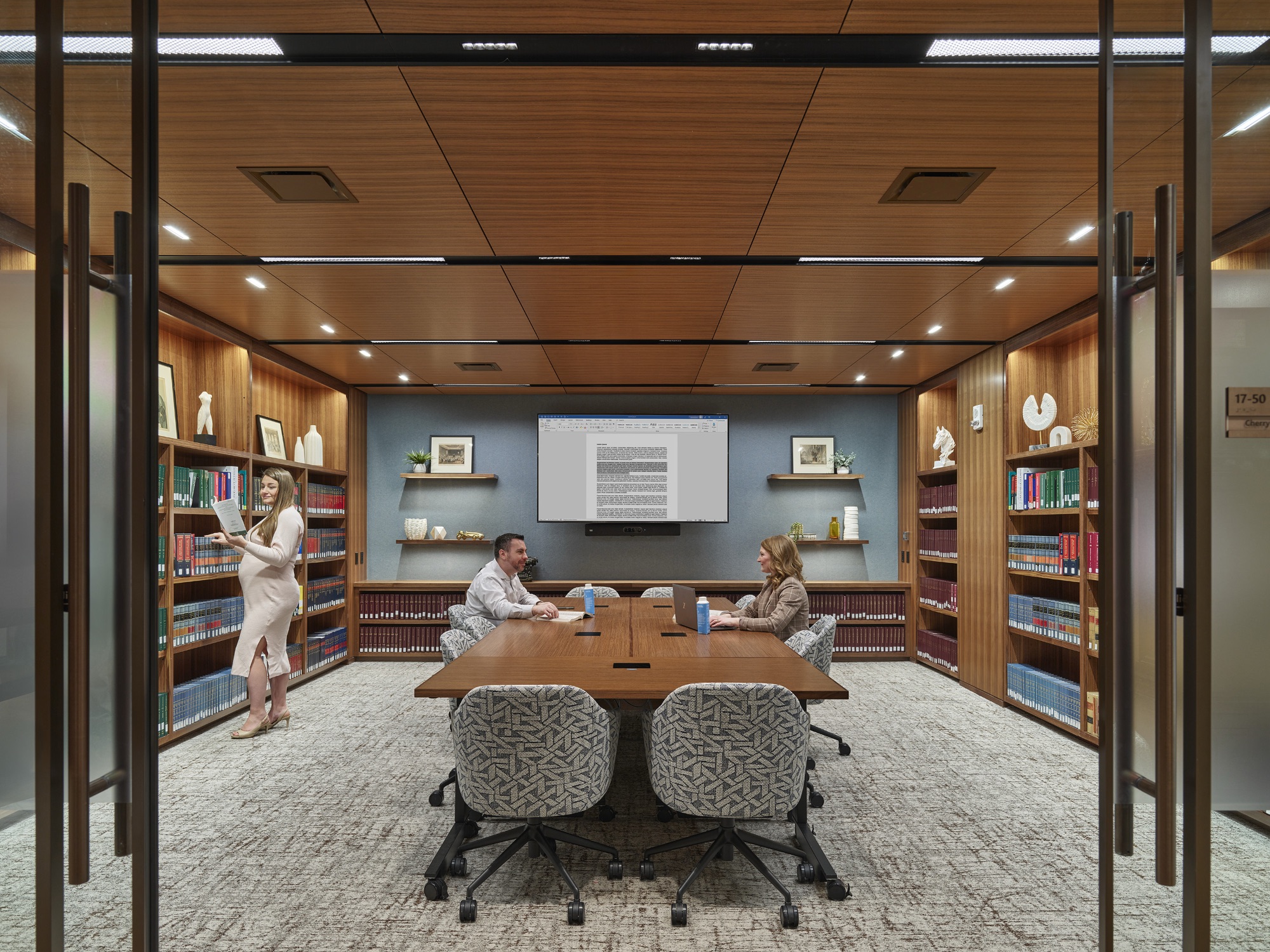 Meeting room fca-fox-philadelphia-office-7