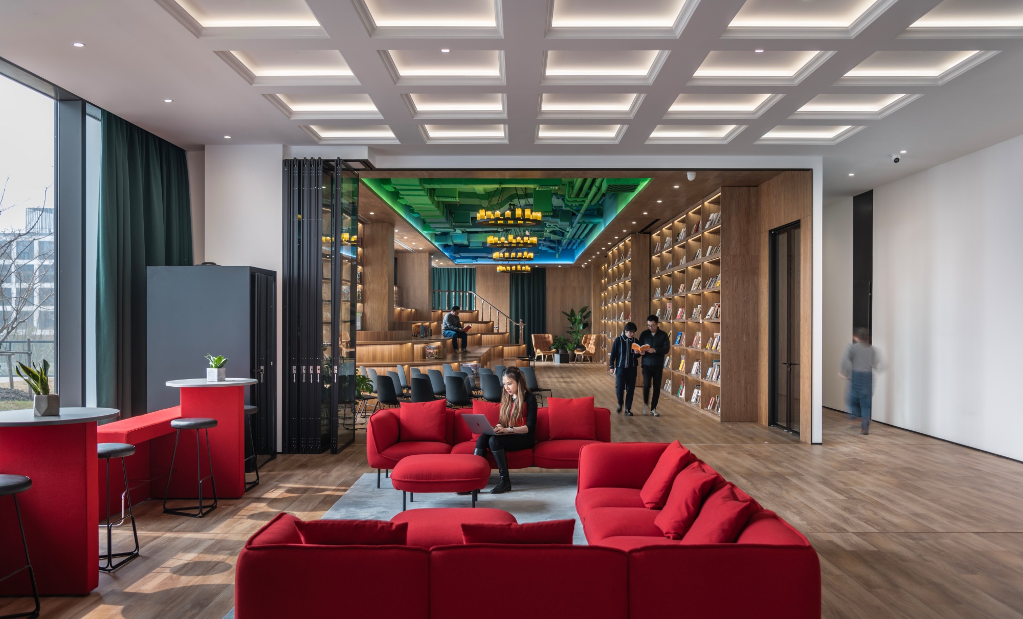 Breakout space lilith-games-office-5