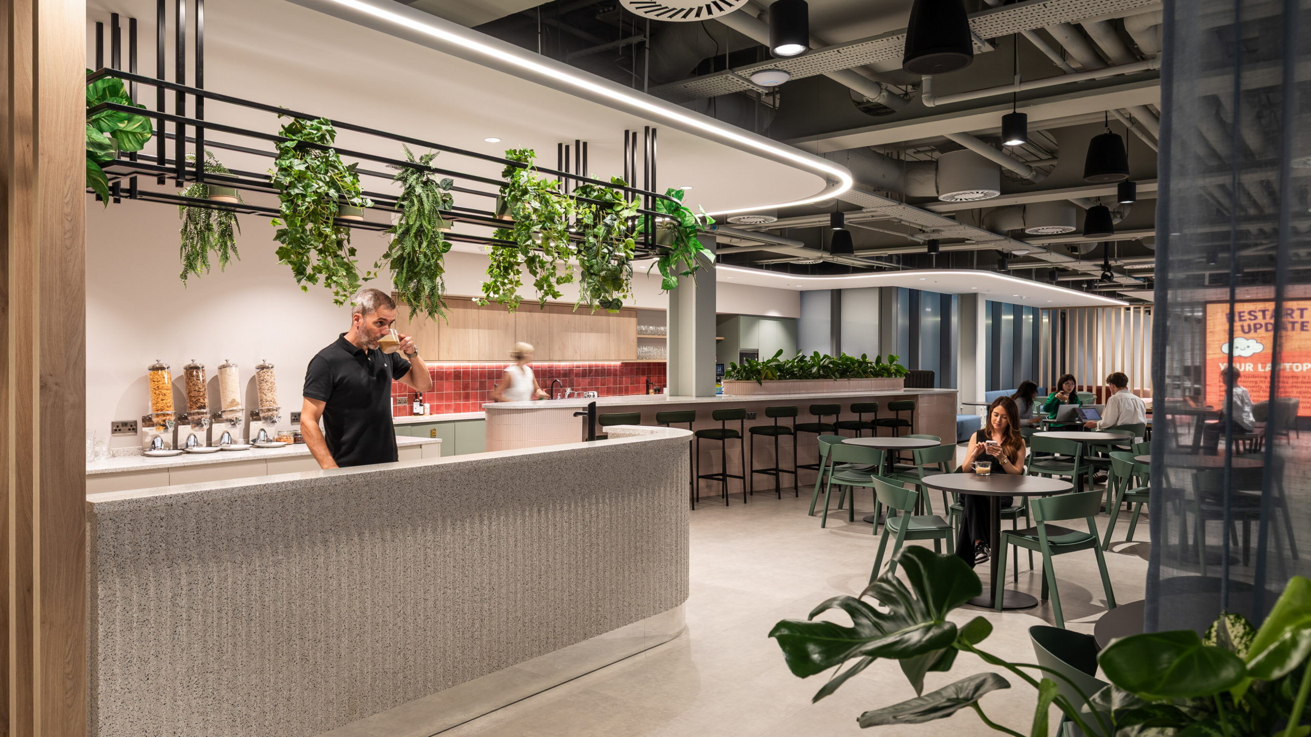 Communal space / Breakout space headland-office-7
