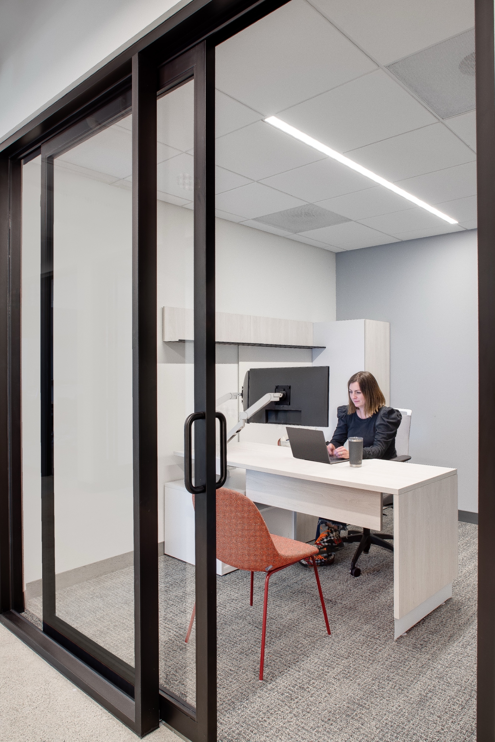 Workstation mccarthy-office-9