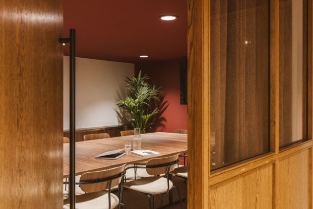 A Look Inside One Smart’s Place’s New London Office