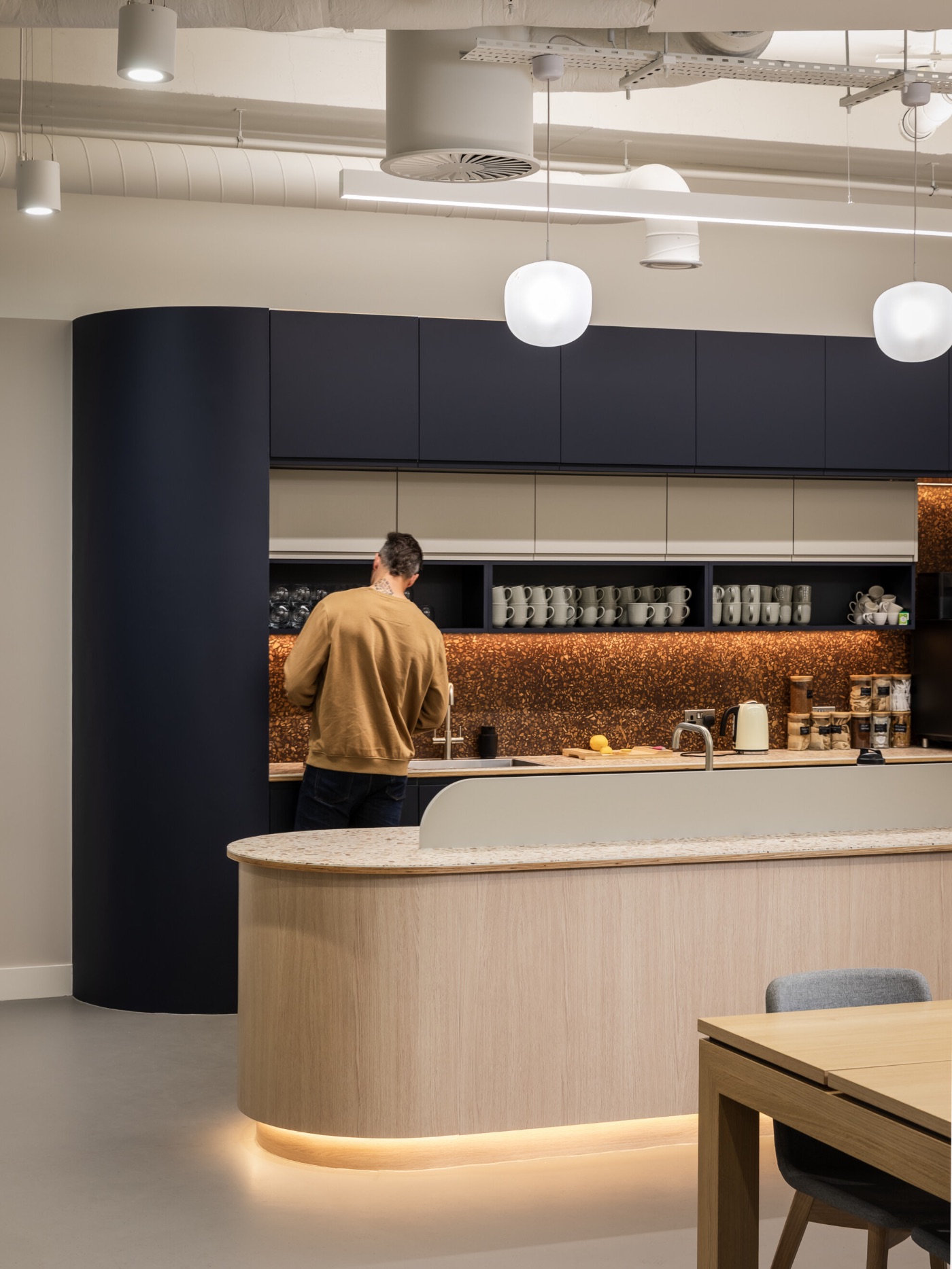 Kitchen / Communal space pri-office-london-2