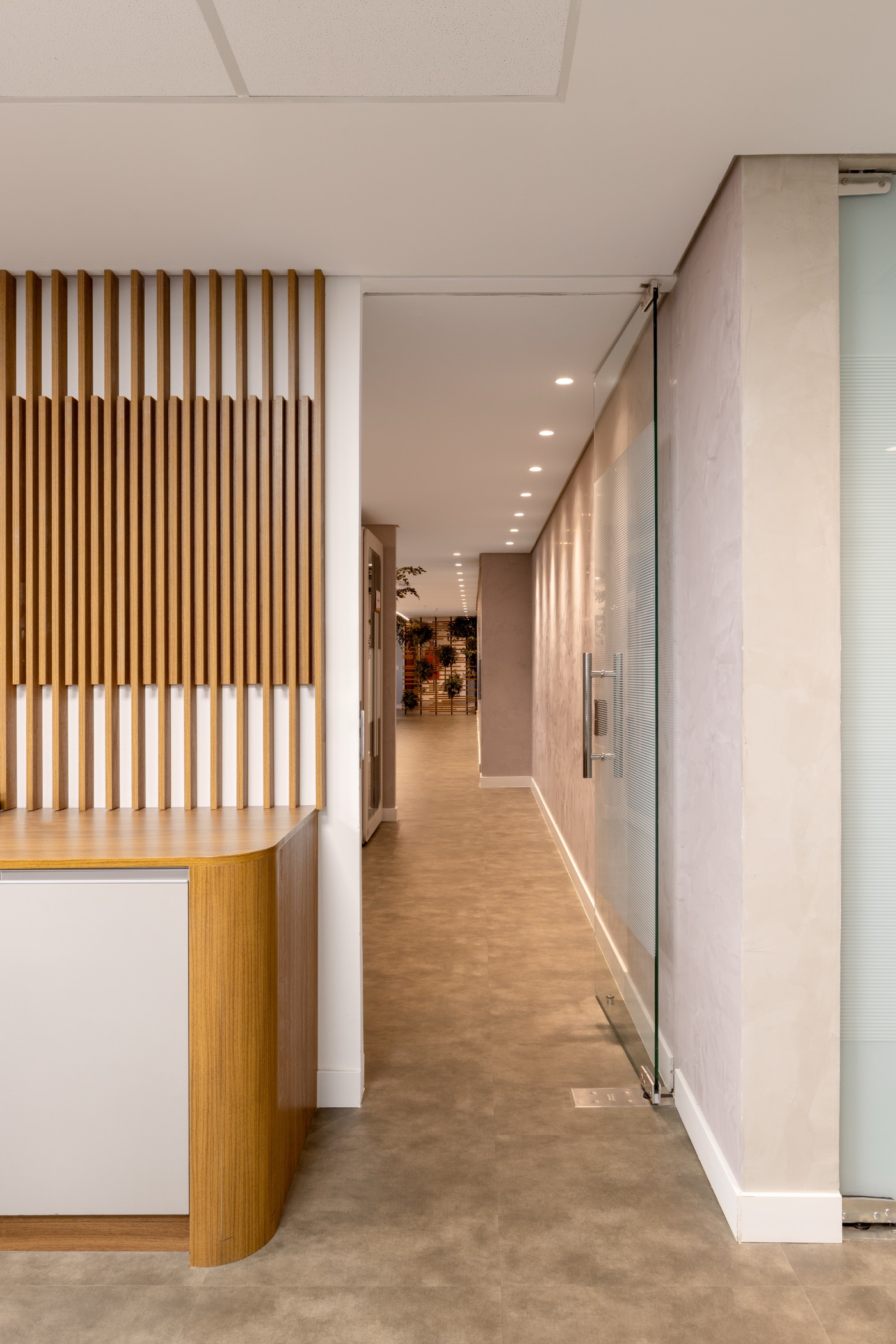 Corridor conexis-office-12