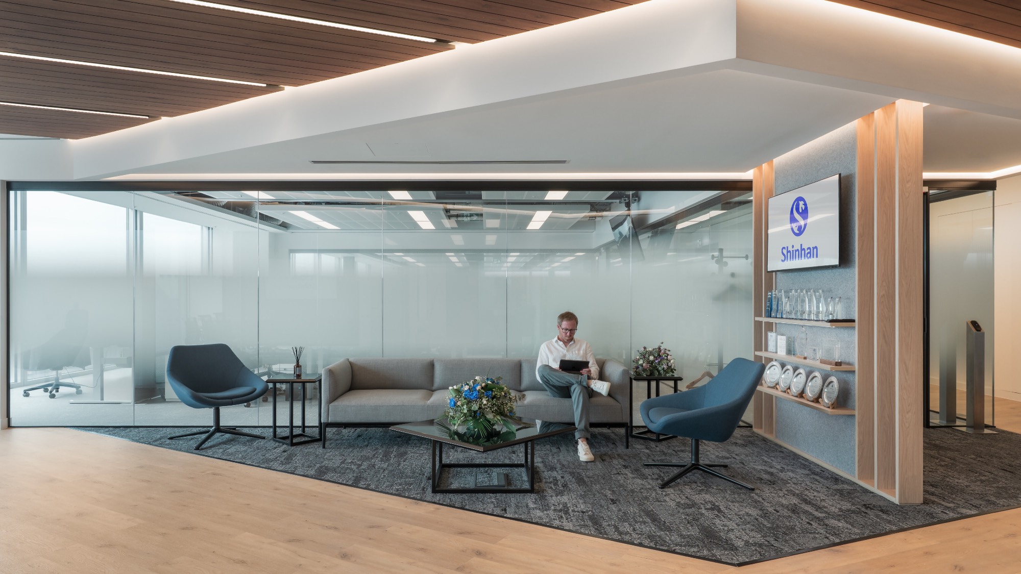 Lounge shinhan-bank-office-9