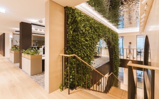 A Tour of Financial Services Company Offices in London