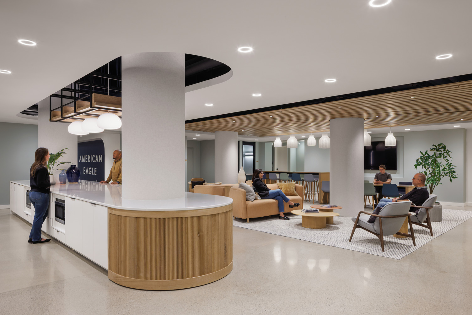 Common area american-eagle-office-nyc-6