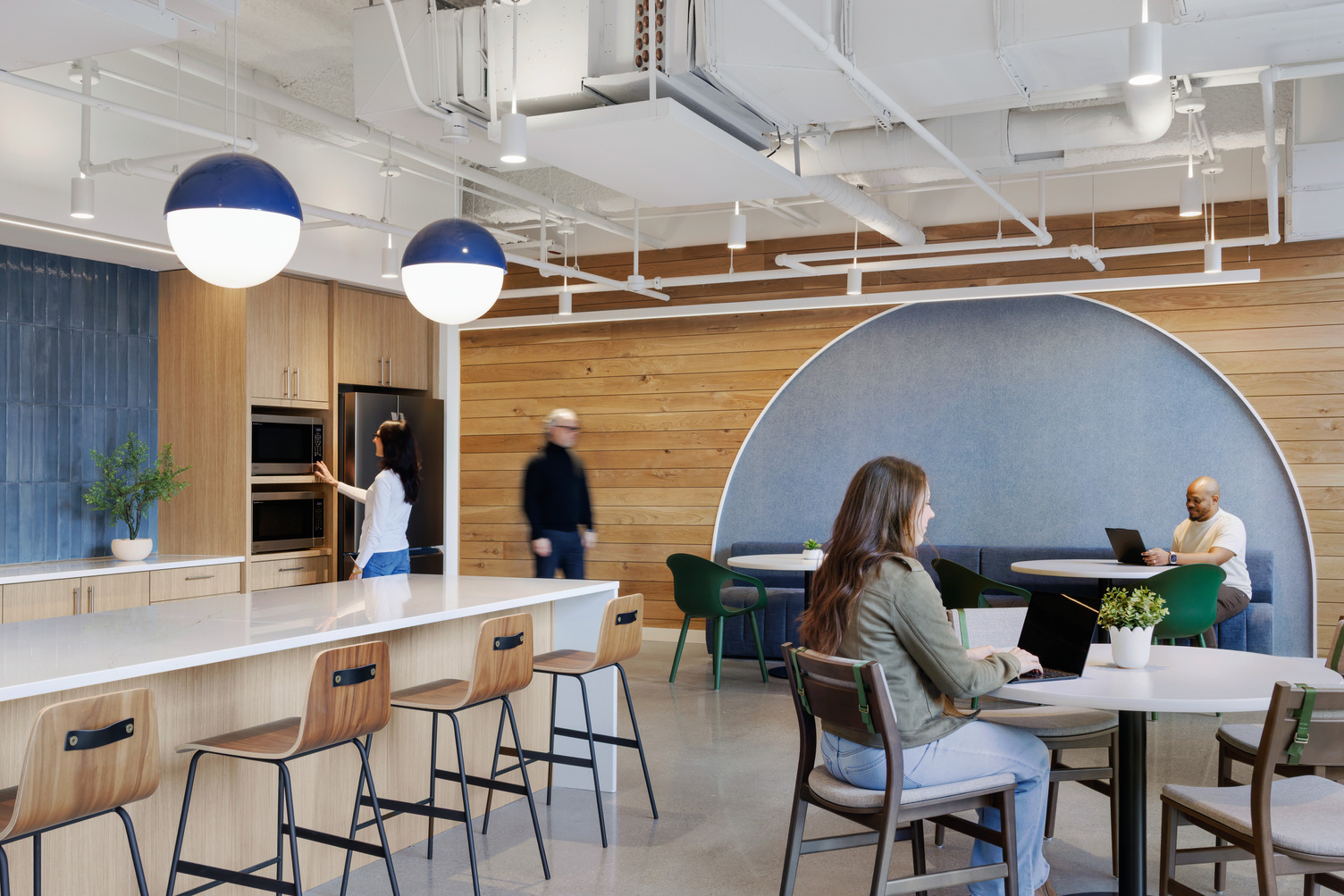 Kitchenette american-eagle-office-nyc-62