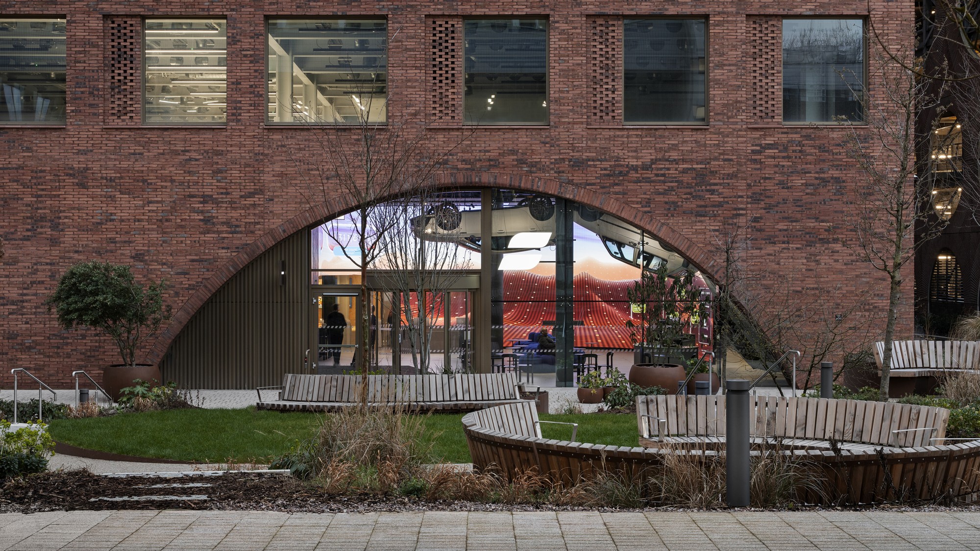 Outdoor garden autotrader-manchester-office-12