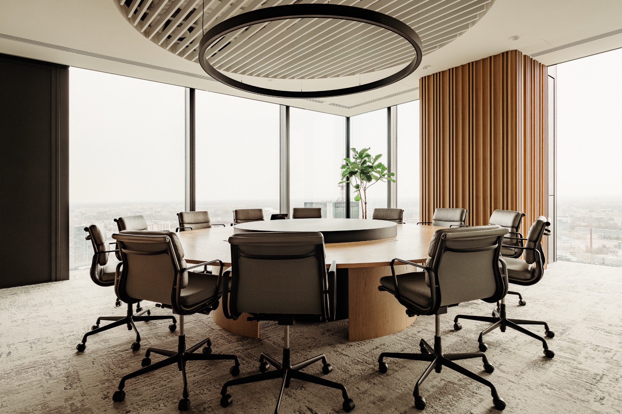 Meeting room baker-mackenzie-office-14