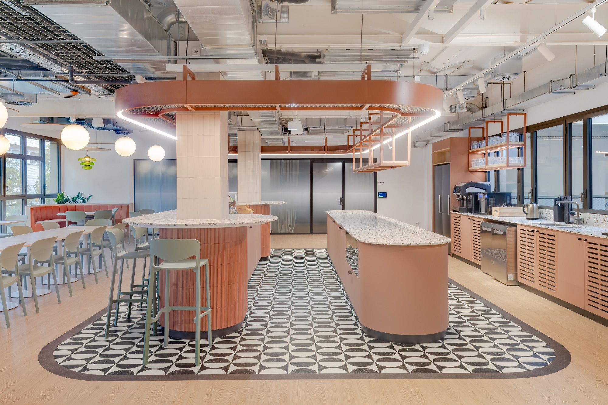 Kitchen criteo-barcelona-office-13