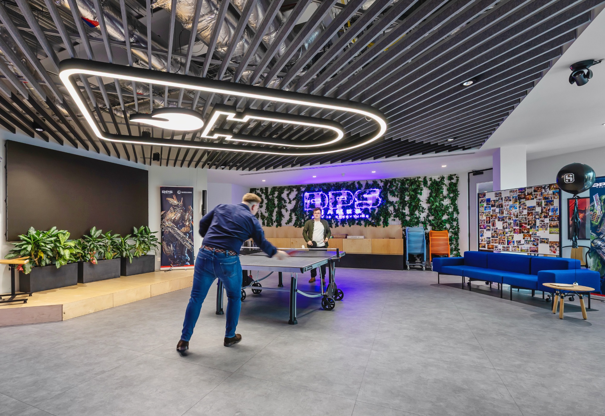 Breakout space dps-games-office-4