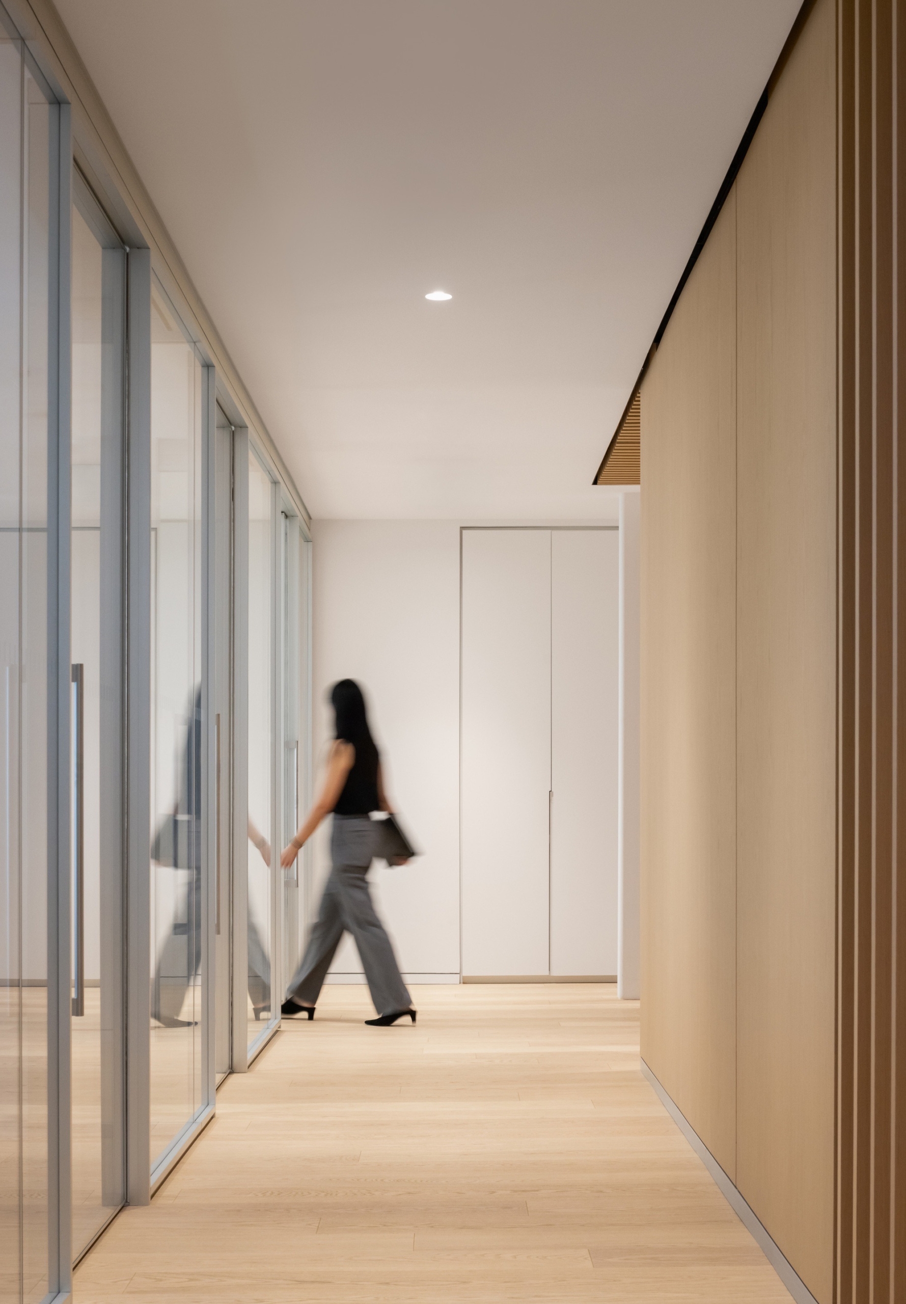 Corridor kpmb-office-4